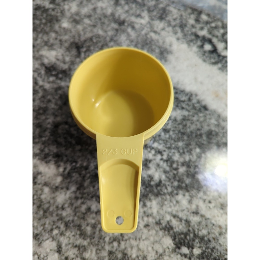 Vintage TUPPERWARE Replacement ~ 2/3 Cup Measuring Cup  YELLOW